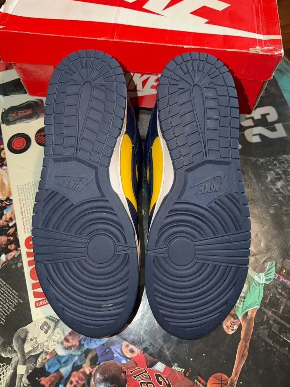 Nike Dunk Low Michigan 2021 DD1391-700 Retro Sneakers Varsity Maize Navy 10.5